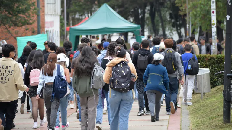 Estudiantes ingreso Universidad Nacional